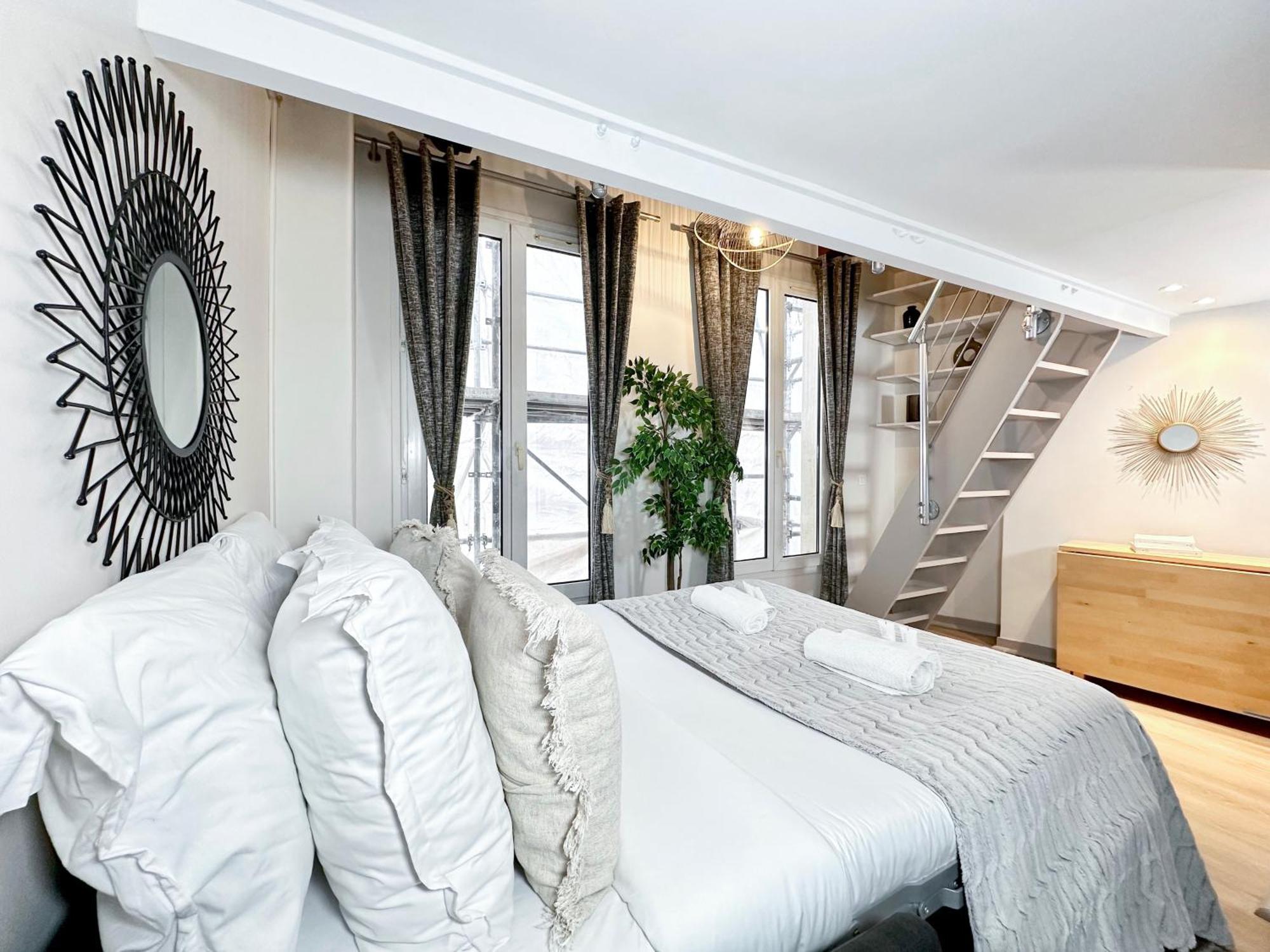 Appartement Buttes Chaumont - Amazing Duplex - 6062